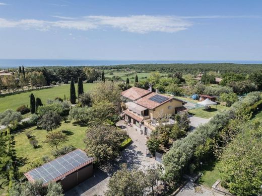 Villa in Cerveteri, Rome