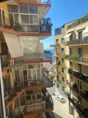 Apartament w Neapol, Napoli