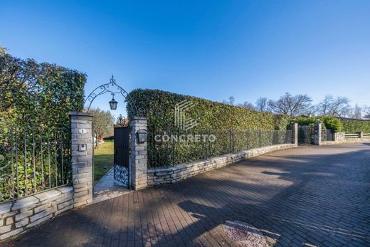 Βίλα σε Oleggio Castello, Provincia di Novara