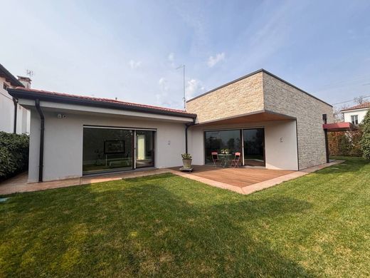 Villa in Treviso, Provincia di Treviso