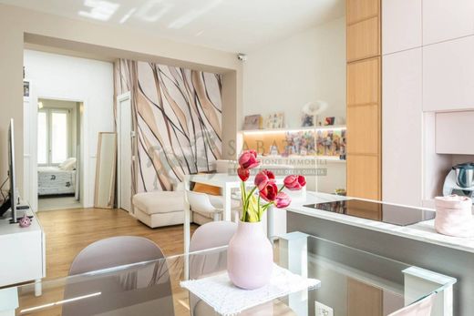 Appartamento a Milano, Lombardia