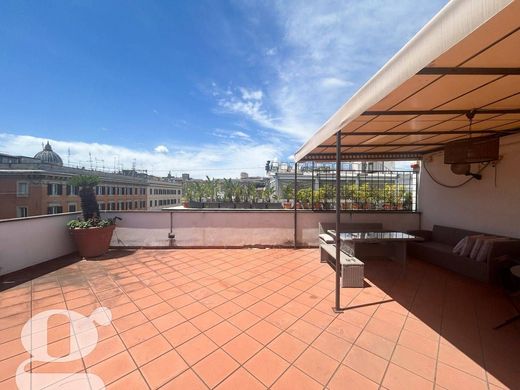 Attico a Roma, Lazio