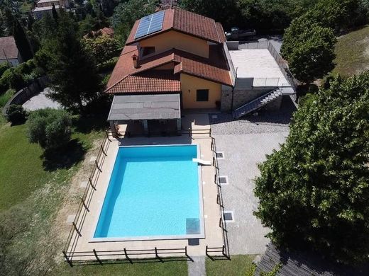 Villa in Vernio, Provincia di Prato
