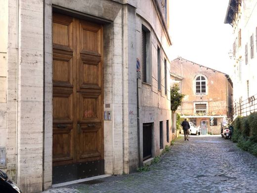 Apartment in Rome, Latium