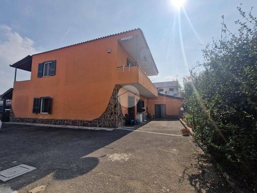 Apartment / Etagenwohnung in Giugliano in Campania, Neapel