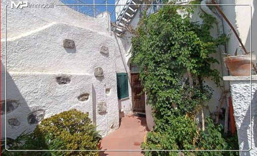 Villa in Serrara Fontana, Neapel