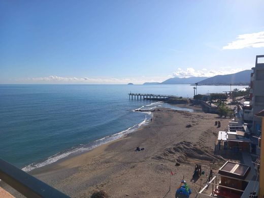 Appartamento a Pietra Ligure, Savona