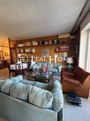 Apartment in Milan, Lombardy
