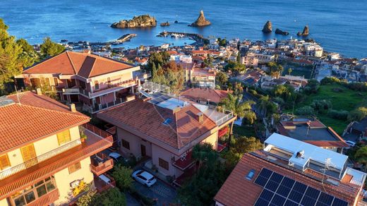 Βίλα σε Aci Castello, Catania