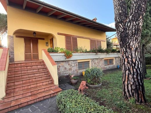 Villa a Calenzano, Firenze