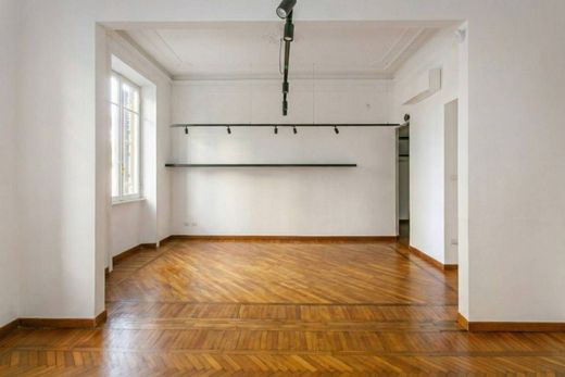 Apartment / Etagenwohnung in Rom, Latium