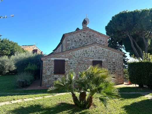 Propriété de campagne à Castiglione del Lago, Pérouse
