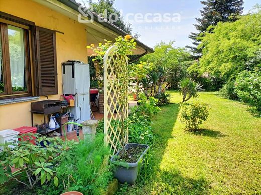 Вилла, Carpiano, Милан