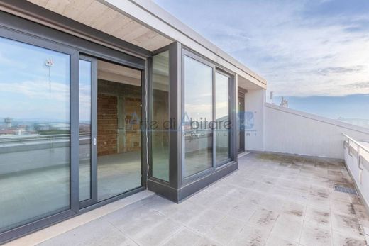 بنتهاوس ﻓﻲ Villafranca di Verona, Provincia di Verona