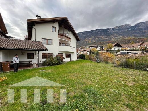 Villa in Appiano sulla Strada del Vino, Bolzano