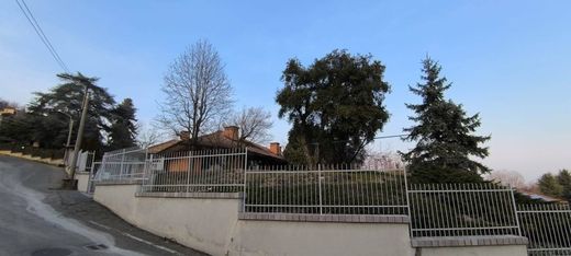 Villa in Villarbasse, Turin