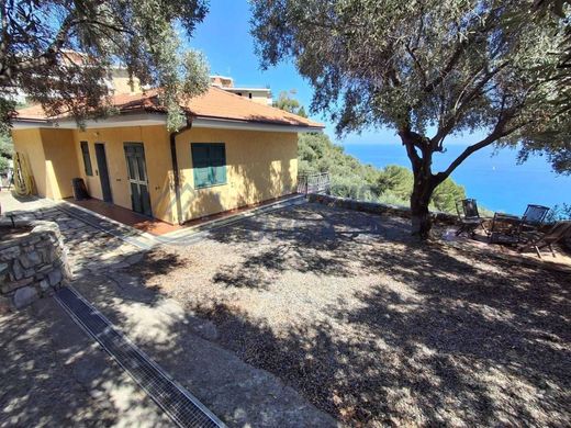 Villa in Cipressa, Provincia di Imperia