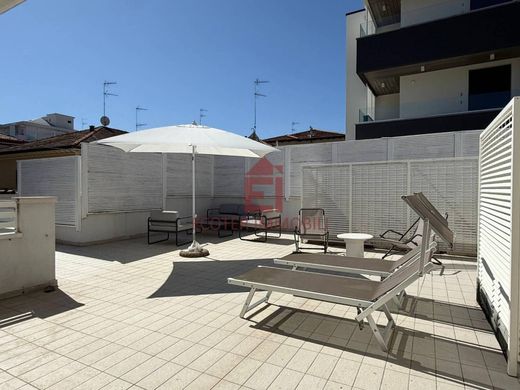 Attico a Riccione, Rimini
