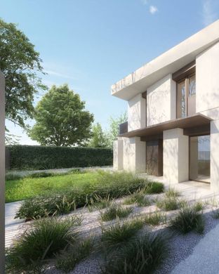 Macherio, Provincia di Monza e della Brianzaのヴィラ