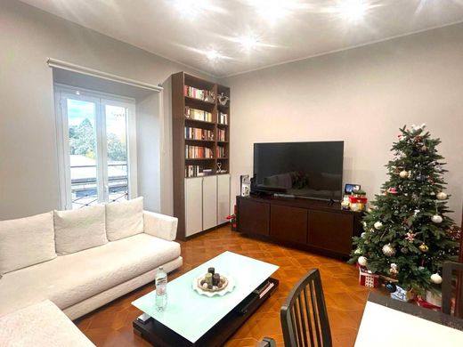 阁楼  罗马市, 罗马省