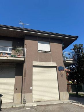 Willa w San Giovanni in Persiceto, Bologna