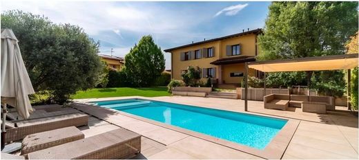 Villa in Parma, Provincia di Parma