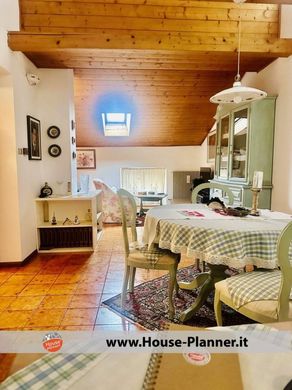 Appartement in Trente, Provincia autonoma di Trento