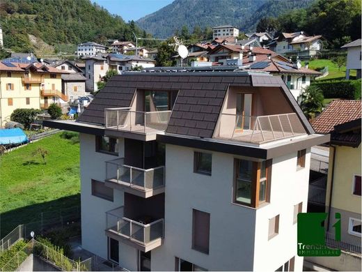 Penthouse w Pergine Valsugana, Provincia autonoma di Trento