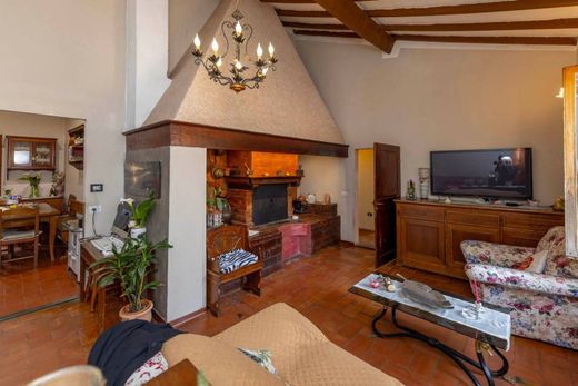 Luxury home in Barberino Val d'Elsa, Florence