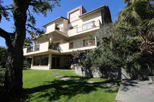 Villa Inverigo, Como ilçesinde