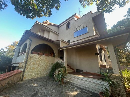 Βίλα σε Ρώμη, Lazio