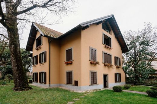 Villa a Bergamo, Lombardia
