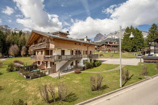 Penthouse Cortina d'Ampezzo, Belluno ilçesinde