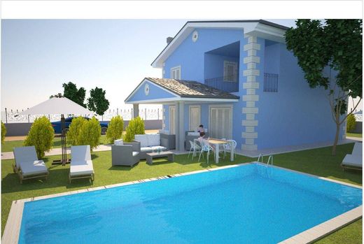 Villa Pedaso, Fermo ilçesinde
