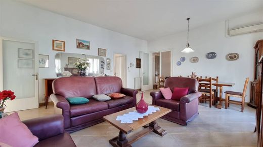 Luxury home in Forte dei Marmi, Provincia di Lucca