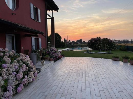Luxury home in Rubiera, Provincia di Reggio Emilia