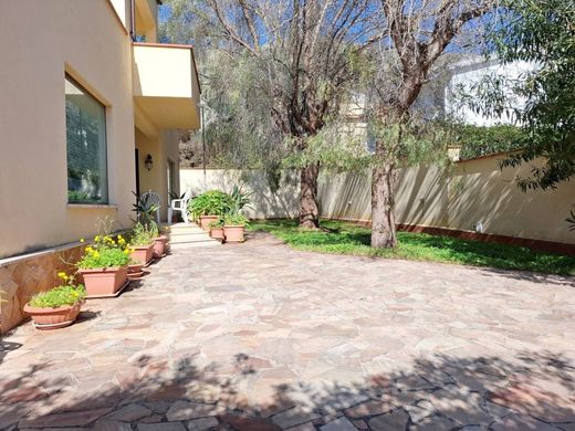 Villa in Palermo, Sicily