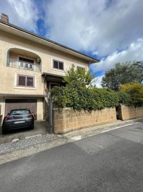 Villa en Avellino, Provincia di Avellino