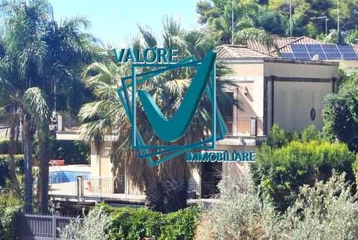 Willa w San Giovanni la Punta, Catania