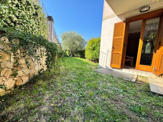 Villa in Vaiano, Provincia di Prato