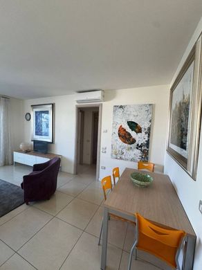 Apartment / Etagenwohnung in Cervia, Provincia di Ravenna