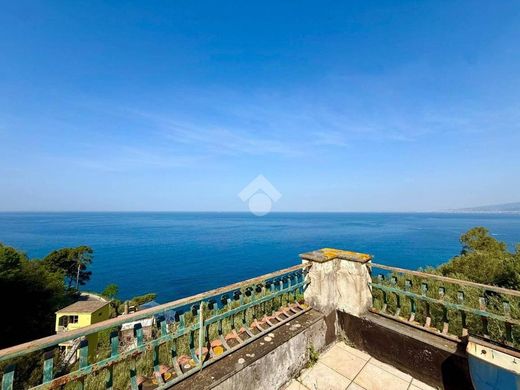 Villa in Vico Equense, Naples