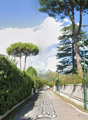 ﻓﻴﻼ ﻓﻲ روما, Lazio