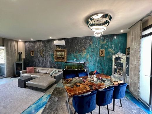 Lüks ev Cesena, Forlì ilçesinde