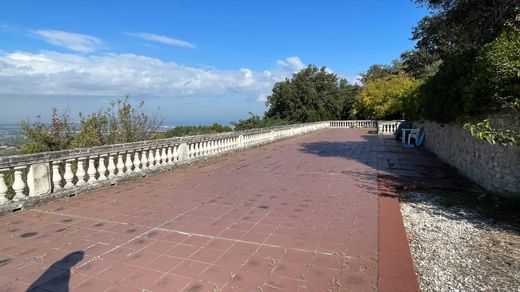 Villa a Tavullia, Pesaro e Urbino