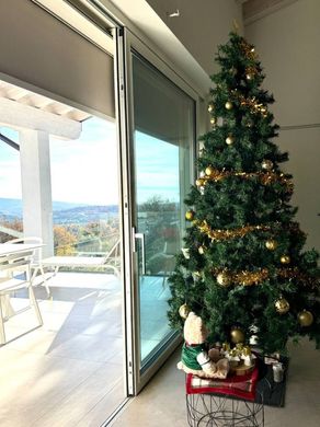 Costermano, Provincia di Veronaのヴィラ