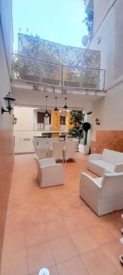 Apartment in Naples, Campania