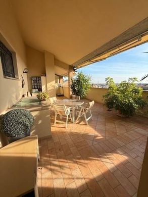 Attico a Parma, Emilia-Romagna