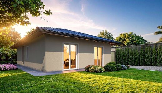 Villa in Gravellona Toce, Verbania