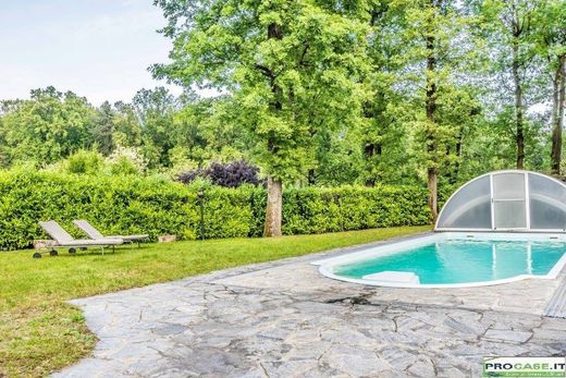Villa in Locate Varesino, Provincia di Como
